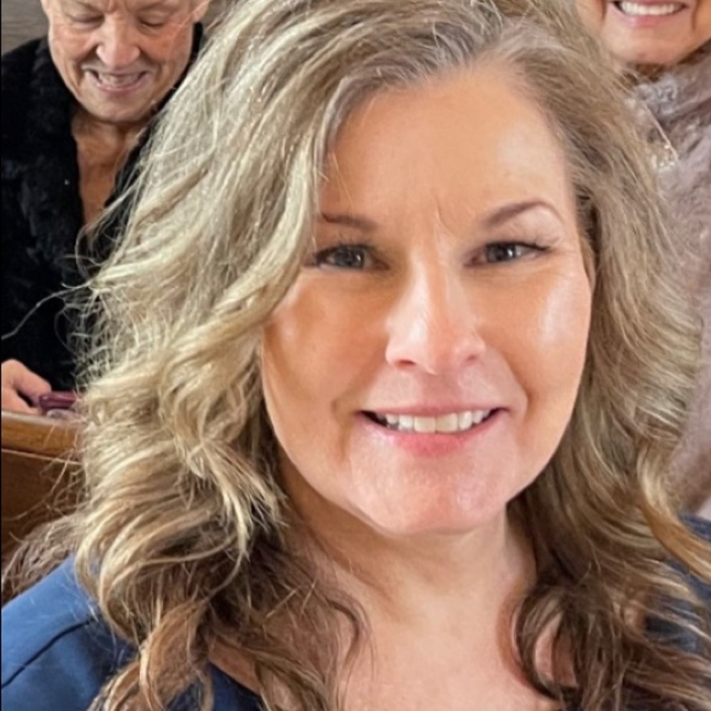 Meet your Posher, Holly